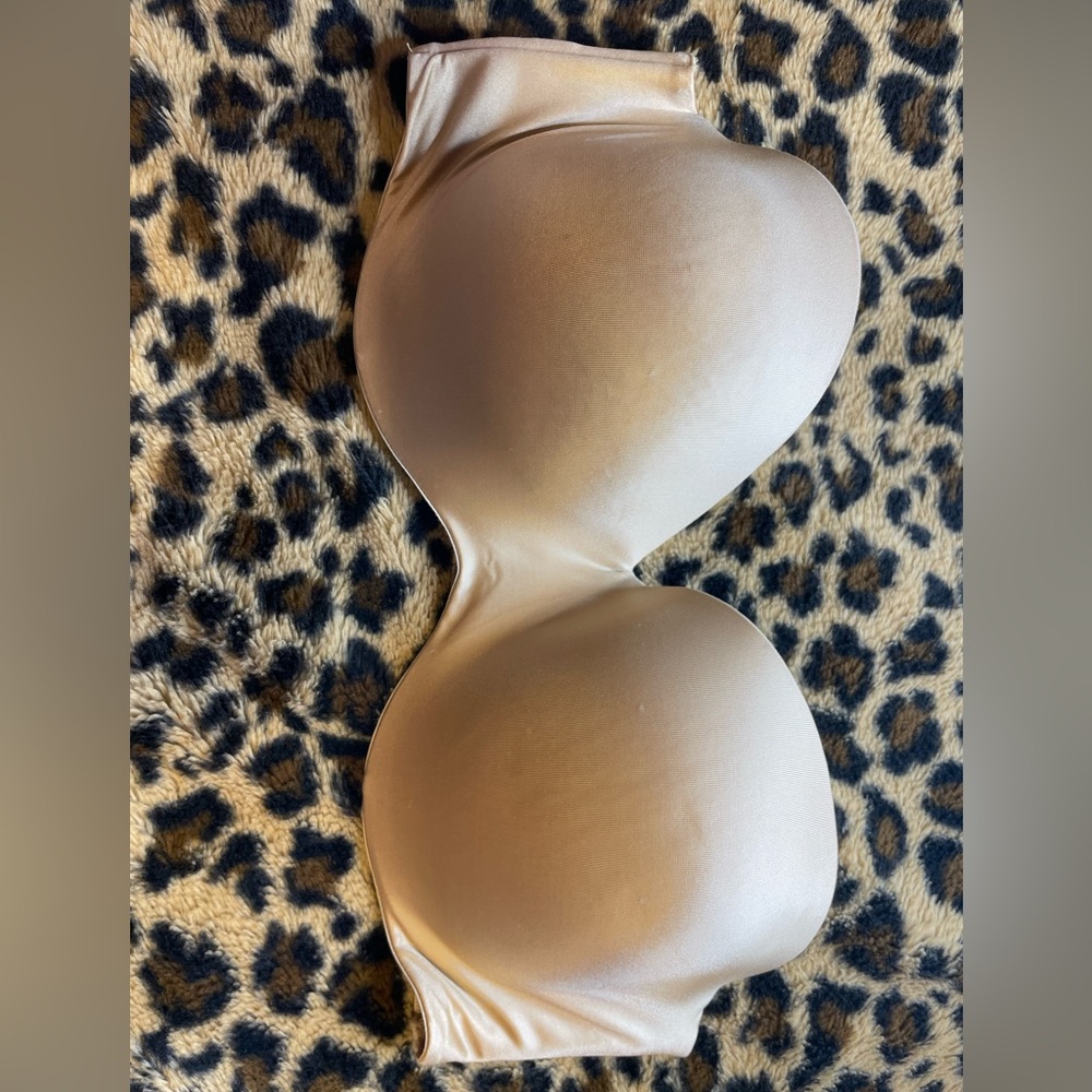 Seamless Nude Strapless Bra - 40C